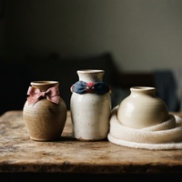 3 VASES, 3 SOULS