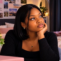 THE PRESSURE OF BEING A WOMAN IN YOUR 20s