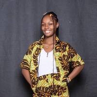 DIVO (Chatgpt), DESCRIBE ESTHER